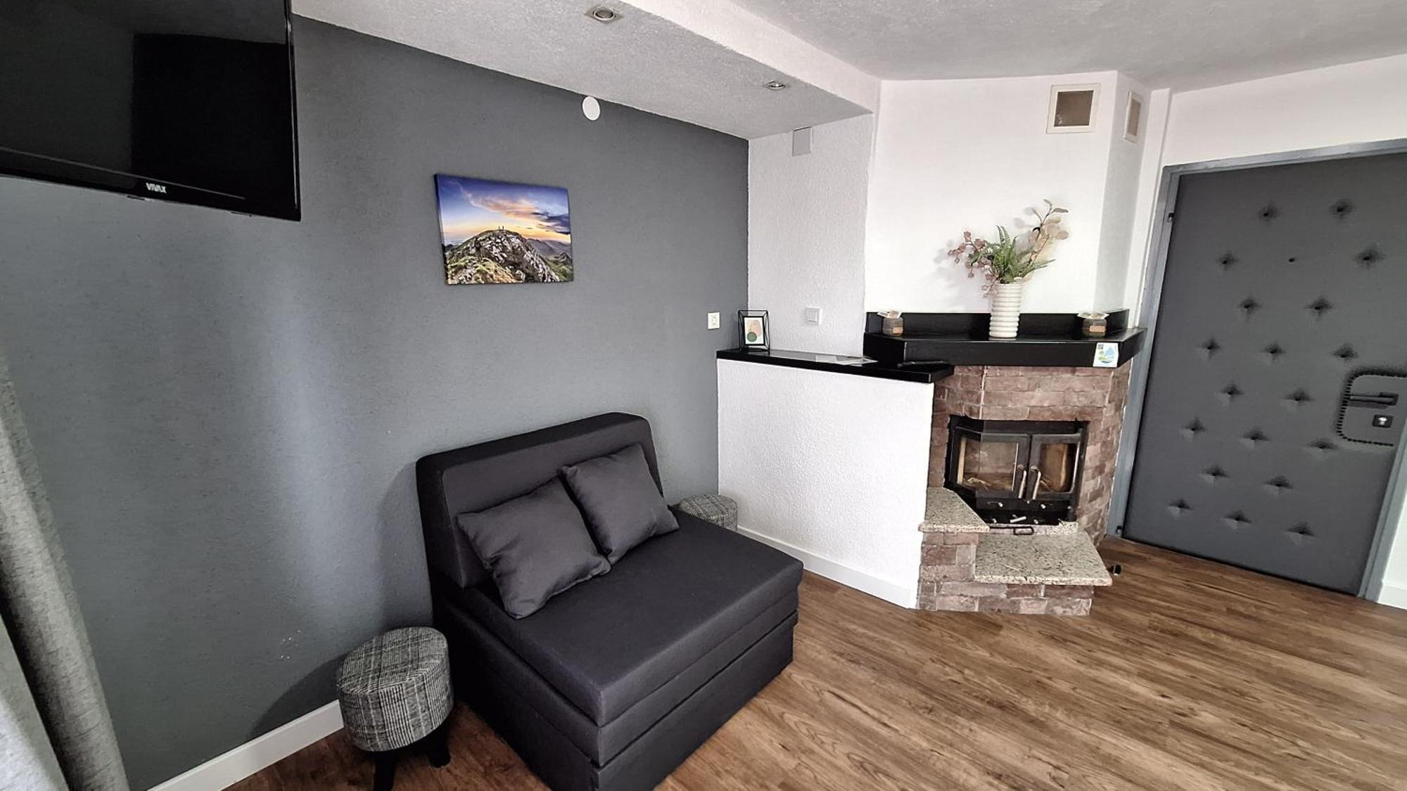Apartments & Rooms Velebit Lovinac (Lika-Senj) Exterior foto